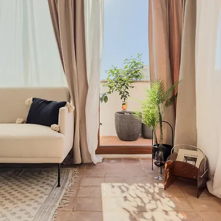 Beautiful & Comfy City Center Apartment Barcelona