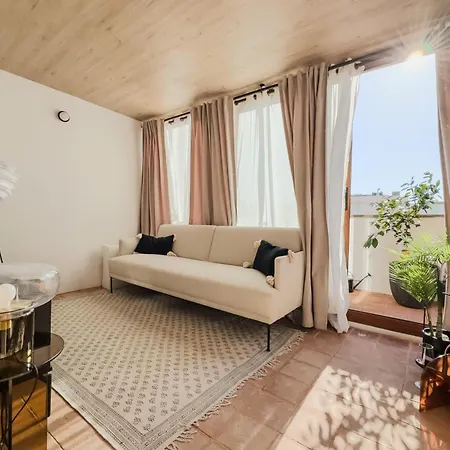 Apartment Beautiful & Comfy City Center